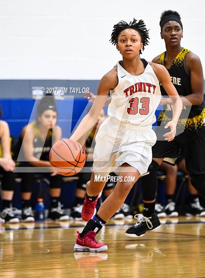 Thumbnail 2 in Abilene vs Trinity (Southwest Autogroup Lady Roo Christmas Classic) photogallery.