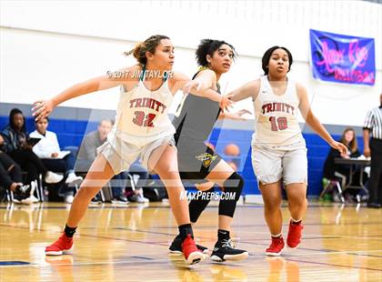 Thumbnail 3 in Abilene vs Trinity (Southwest Autogroup Lady Roo Christmas Classic) photogallery.