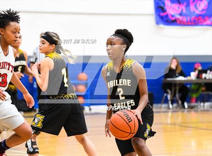 Thumbnail 1 in Abilene vs Trinity (Southwest Autogroup Lady Roo Christmas Classic) photogallery.
