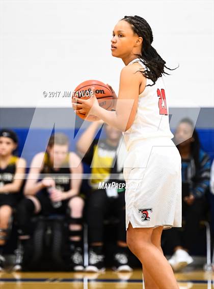 Thumbnail 1 in Abilene vs Trinity (Southwest Autogroup Lady Roo Christmas Classic) photogallery.