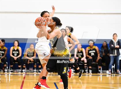 Thumbnail 3 in Abilene vs Trinity (Southwest Autogroup Lady Roo Christmas Classic) photogallery.