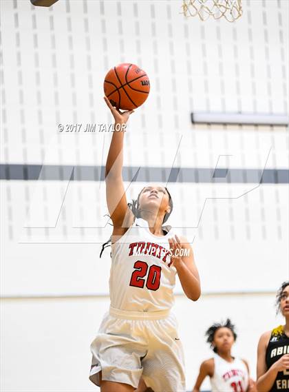 Thumbnail 1 in Abilene vs Trinity (Southwest Autogroup Lady Roo Christmas Classic) photogallery.