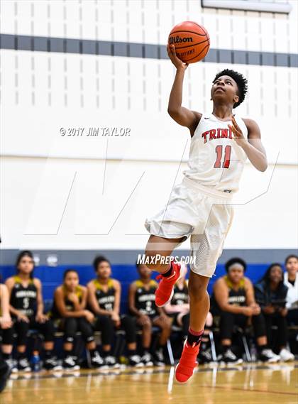 Thumbnail 2 in Abilene vs Trinity (Southwest Autogroup Lady Roo Christmas Classic) photogallery.