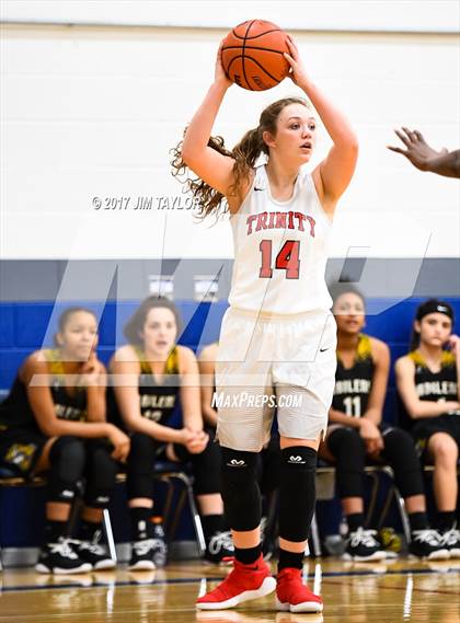 Thumbnail 1 in Abilene vs Trinity (Southwest Autogroup Lady Roo Christmas Classic) photogallery.