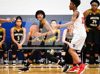 Thumbnail 3 in Abilene vs Trinity (Southwest Autogroup Lady Roo Christmas Classic) photogallery.