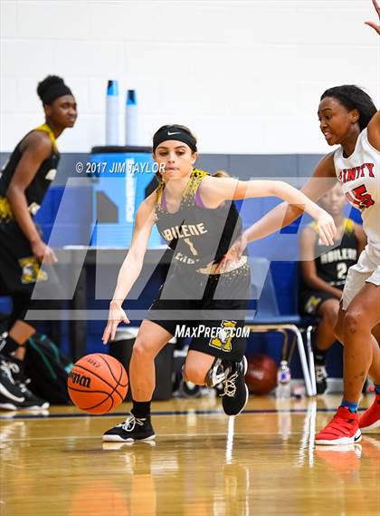 Thumbnail 3 in Abilene vs Trinity (Southwest Autogroup Lady Roo Christmas Classic) photogallery.
