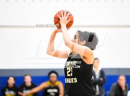 Thumbnail 3 in Abilene vs Trinity (Southwest Autogroup Lady Roo Christmas Classic) photogallery.