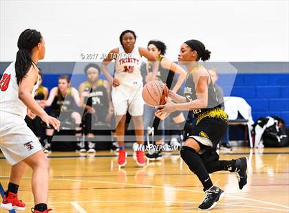 Thumbnail 2 in Abilene vs Trinity (Southwest Autogroup Lady Roo Christmas Classic) photogallery.