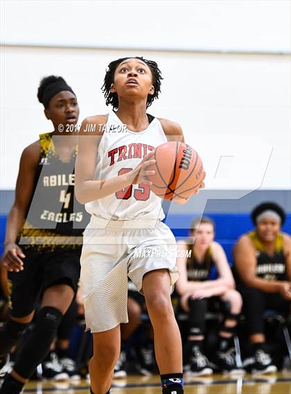 Thumbnail 2 in Abilene vs Trinity (Southwest Autogroup Lady Roo Christmas Classic) photogallery.