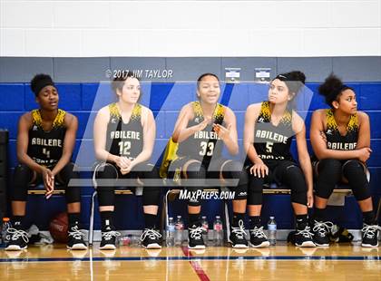 Thumbnail 1 in Abilene vs Trinity (Southwest Autogroup Lady Roo Christmas Classic) photogallery.