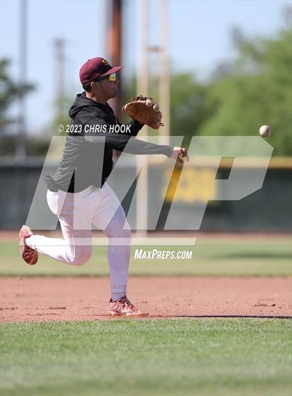 Thumbnail 2 in Bradshaw Mountain @ Salpointe Catholic photogallery.