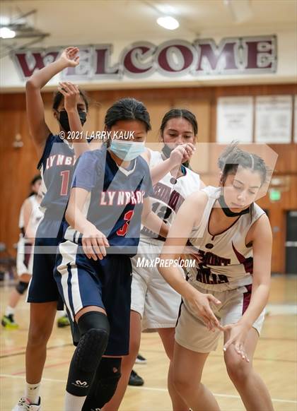 Thumbnail 2 in Lynbrook @ Piedmont Hills photogallery.