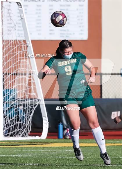 Thumbnail 3 in Newark Memorial @ Moreau Catholic photogallery.