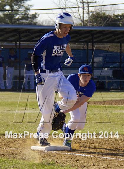 Thumbnail 2 in Norfolk Collegiate @ Norview photogallery.