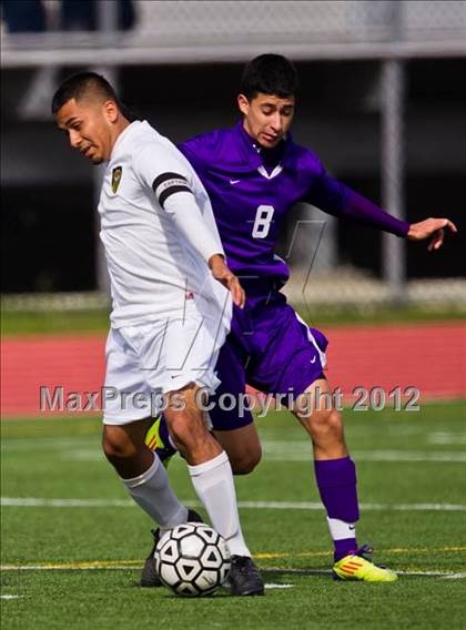 Thumbnail 3 in Sharpstown vs Ball (Friendswood Invitational) photogallery.