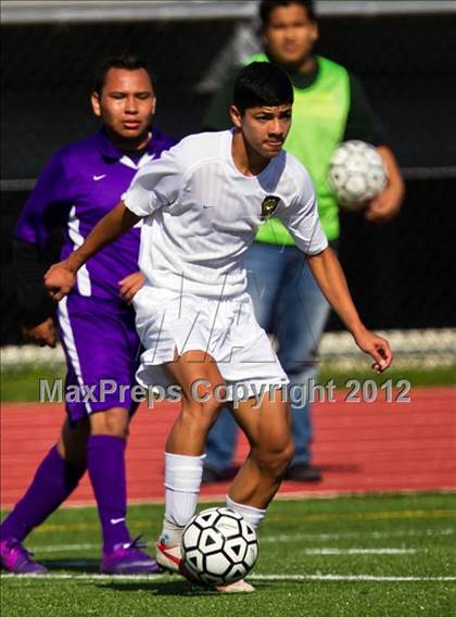 Thumbnail 3 in Sharpstown vs Ball (Friendswood Invitational) photogallery.