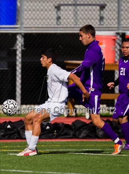 Thumbnail 3 in Sharpstown vs Ball (Friendswood Invitational) photogallery.