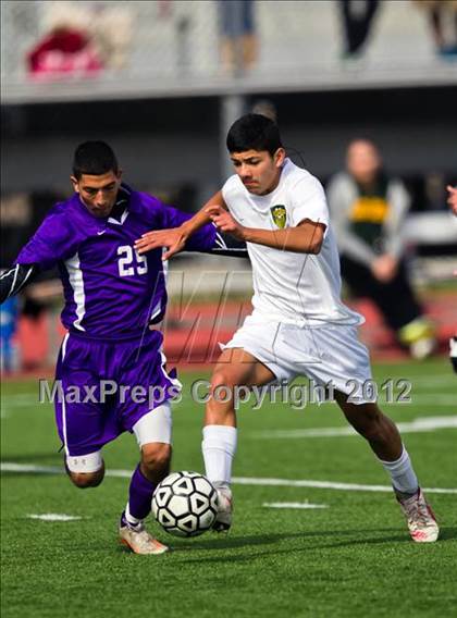 Thumbnail 3 in Sharpstown vs Ball (Friendswood Invitational) photogallery.