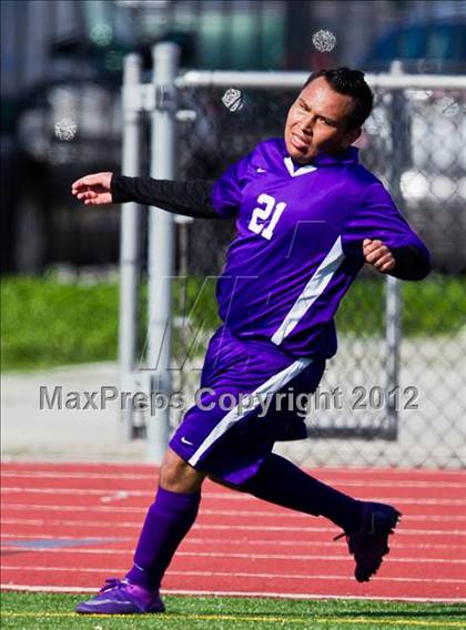 Thumbnail 1 in Sharpstown vs Ball (Friendswood Invitational) photogallery.