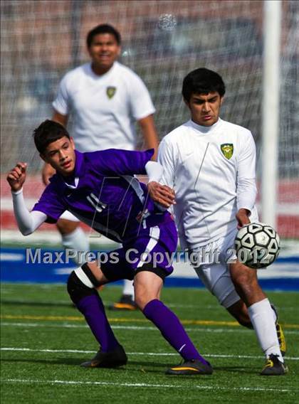 Thumbnail 3 in Sharpstown vs Ball (Friendswood Invitational) photogallery.