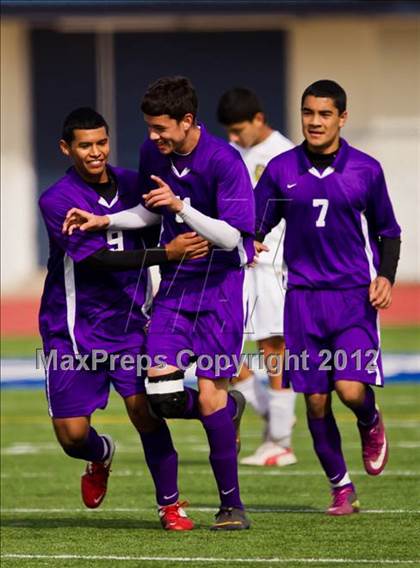 Thumbnail 2 in Sharpstown vs Ball (Friendswood Invitational) photogallery.