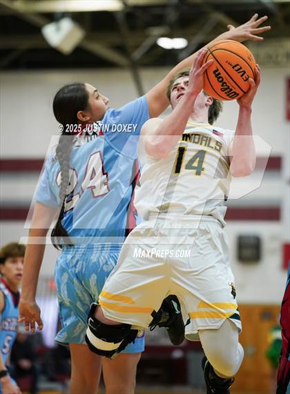 Thumbnail 3 in Eureka vs. Owyhee (NIAA 1A East League Final) photogallery.