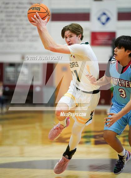 Thumbnail 1 in Eureka vs. Owyhee (NIAA 1A East League Final) photogallery.