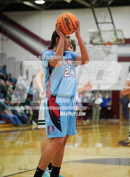 Thumbnail 2 in Eureka vs. Owyhee (NIAA 1A East League Final) photogallery.