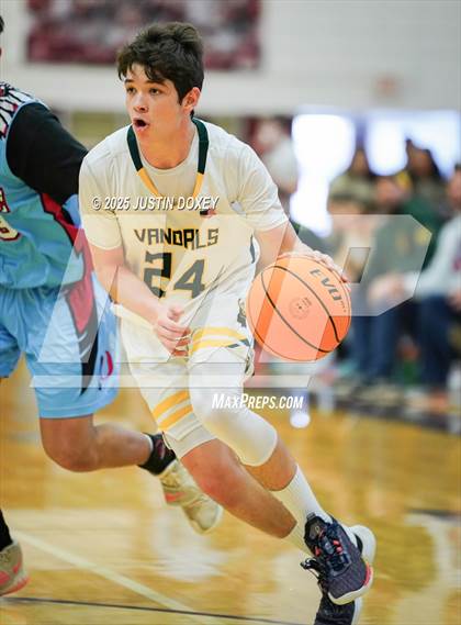 Thumbnail 2 in Eureka vs. Owyhee (NIAA 1A East League Final) photogallery.