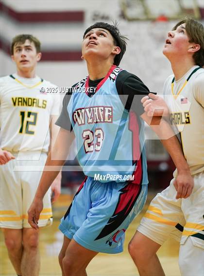 Thumbnail 2 in Eureka vs. Owyhee (NIAA 1A East League Final) photogallery.