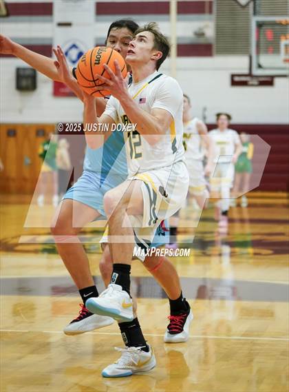 Thumbnail 1 in Eureka vs. Owyhee (NIAA 1A East League Final) photogallery.