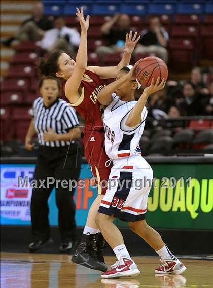 Thumbnail 1 in Calaveras vs. Modesto Christian (CIF SJS D4 Final) photogallery.