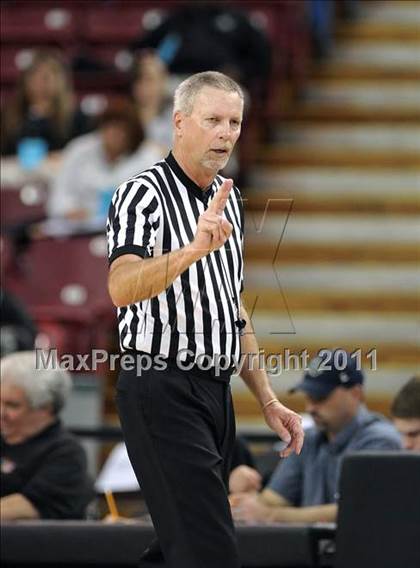 Thumbnail 3 in Calaveras vs. Modesto Christian (CIF SJS D4 Final) photogallery.