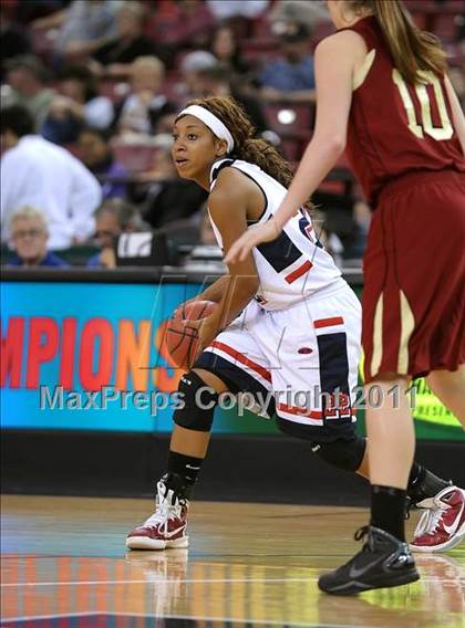 Thumbnail 2 in Calaveras vs. Modesto Christian (CIF SJS D4 Final) photogallery.