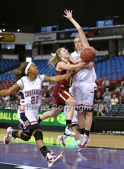Thumbnail 2 in Calaveras vs. Modesto Christian (CIF SJS D4 Final) photogallery.