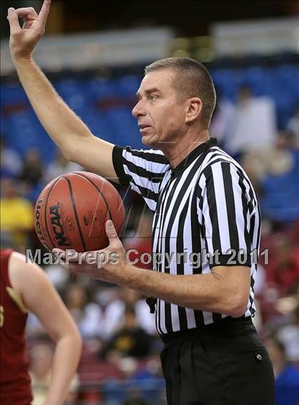 Thumbnail 2 in Calaveras vs. Modesto Christian (CIF SJS D4 Final) photogallery.