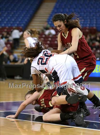 Thumbnail 3 in Calaveras vs. Modesto Christian (CIF SJS D4 Final) photogallery.