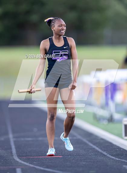 Thumbnail 3 in Coweta Cup photogallery.