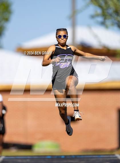 Thumbnail 2 in Coweta Cup photogallery.