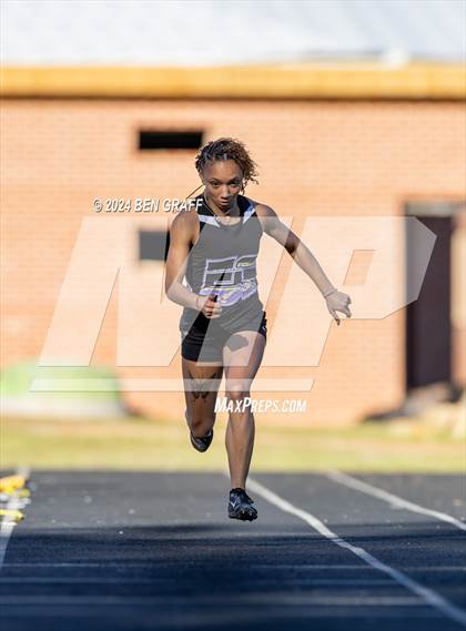 Thumbnail 1 in Coweta Cup photogallery.