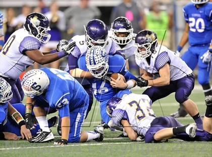 Thumbnail 3 in Mart vs. Stamford (UIL 1A Division 1 Final) photogallery.