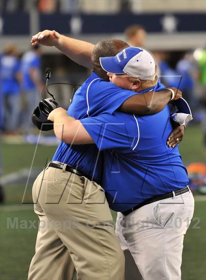Thumbnail 3 in Mart vs. Stamford (UIL 1A Division 1 Final) photogallery.