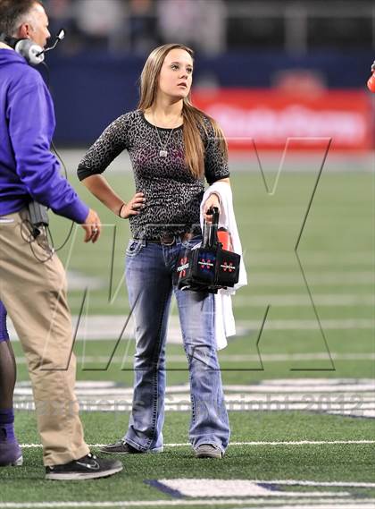 Thumbnail 1 in Mart vs. Stamford (UIL 1A Division 1 Final) photogallery.