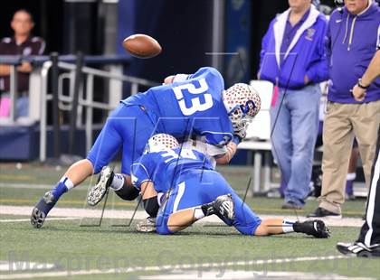 Thumbnail 3 in Mart vs. Stamford (UIL 1A Division 1 Final) photogallery.