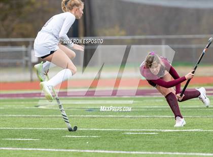 Thumbnail 2 in Garden City vs Burnt Hills-Ballston Lake (NYSPHSAA Class B Semifinal) photogallery.