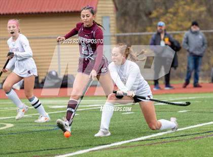 Thumbnail 3 in Garden City vs Burnt Hills-Ballston Lake (NYSPHSAA Class B Semifinal) photogallery.