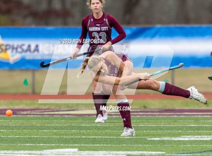 Thumbnail 1 in Garden City vs Burnt Hills-Ballston Lake (NYSPHSAA Class B Semifinal) photogallery.
