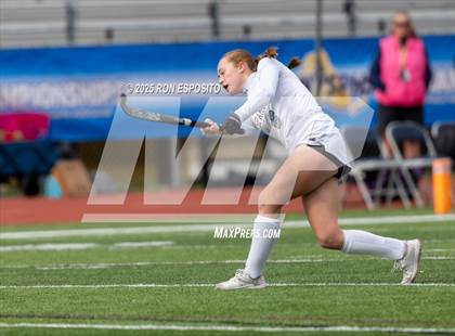 Thumbnail 2 in Garden City vs Burnt Hills-Ballston Lake (NYSPHSAA Class B Semifinal) photogallery.