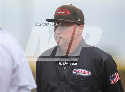 Thumbnail 2 in Panguitch vs. Piute (UHSAA 1A Quarterfinal) photogallery.