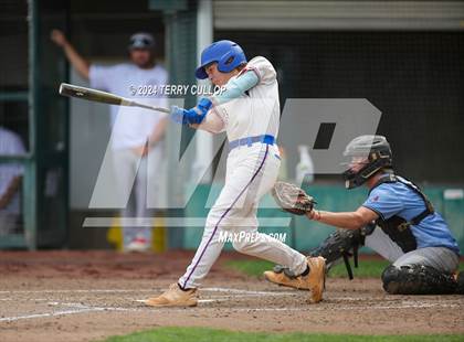 Thumbnail 3 in Panguitch vs. Piute (UHSAA 1A Quarterfinal) photogallery.